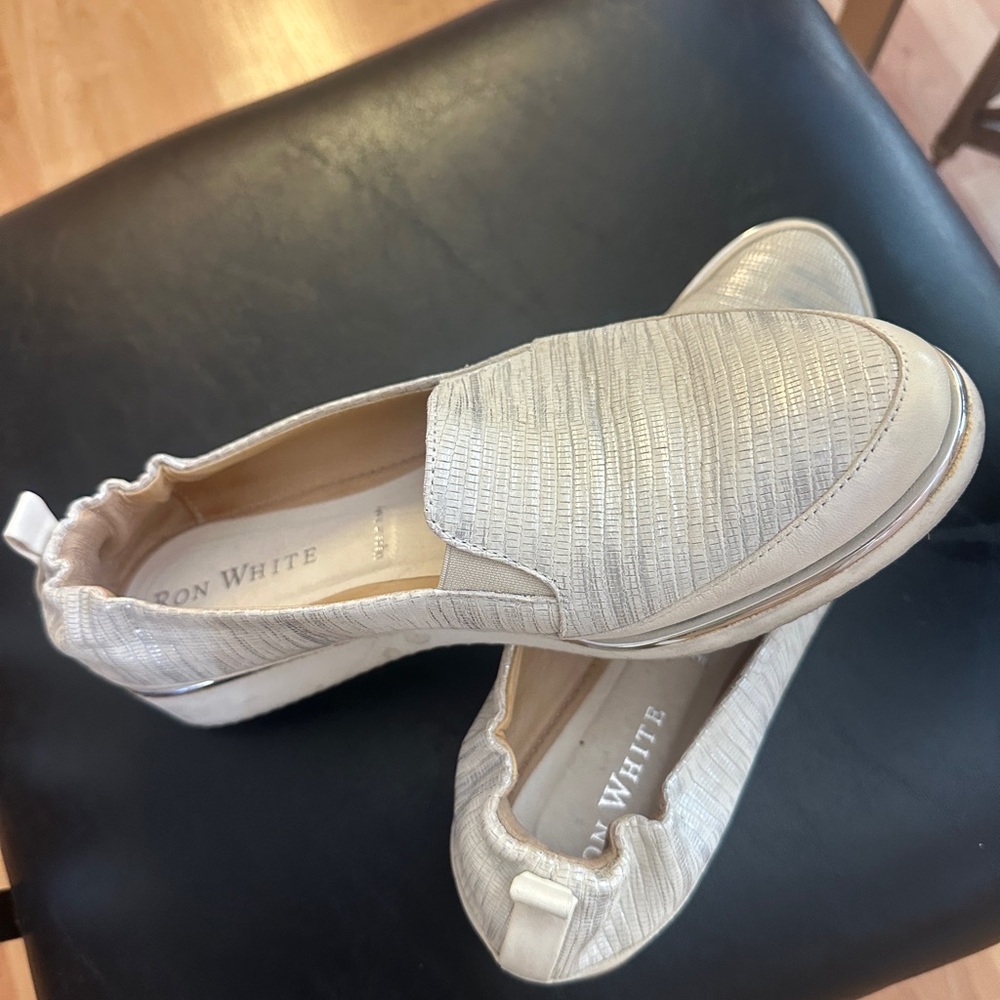 Women's Cream Slip-On Shoeshine